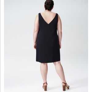 NWT UNIVERSAL STANDARD VNeck Black Dress